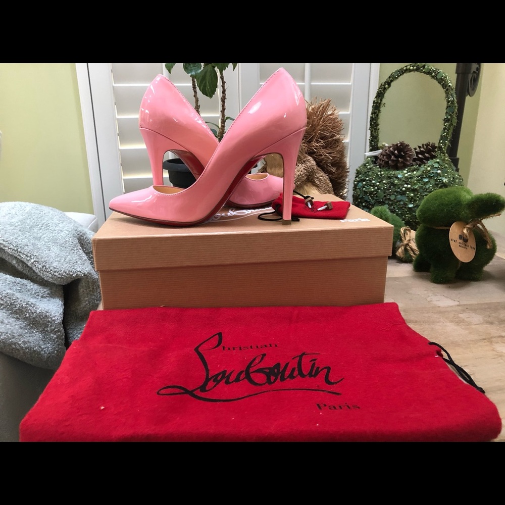 Rare Christin Louboutin (CL) pumps Size 4/US4